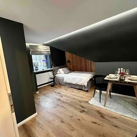 Premium Mit Domblick Im Dg * Падерборн